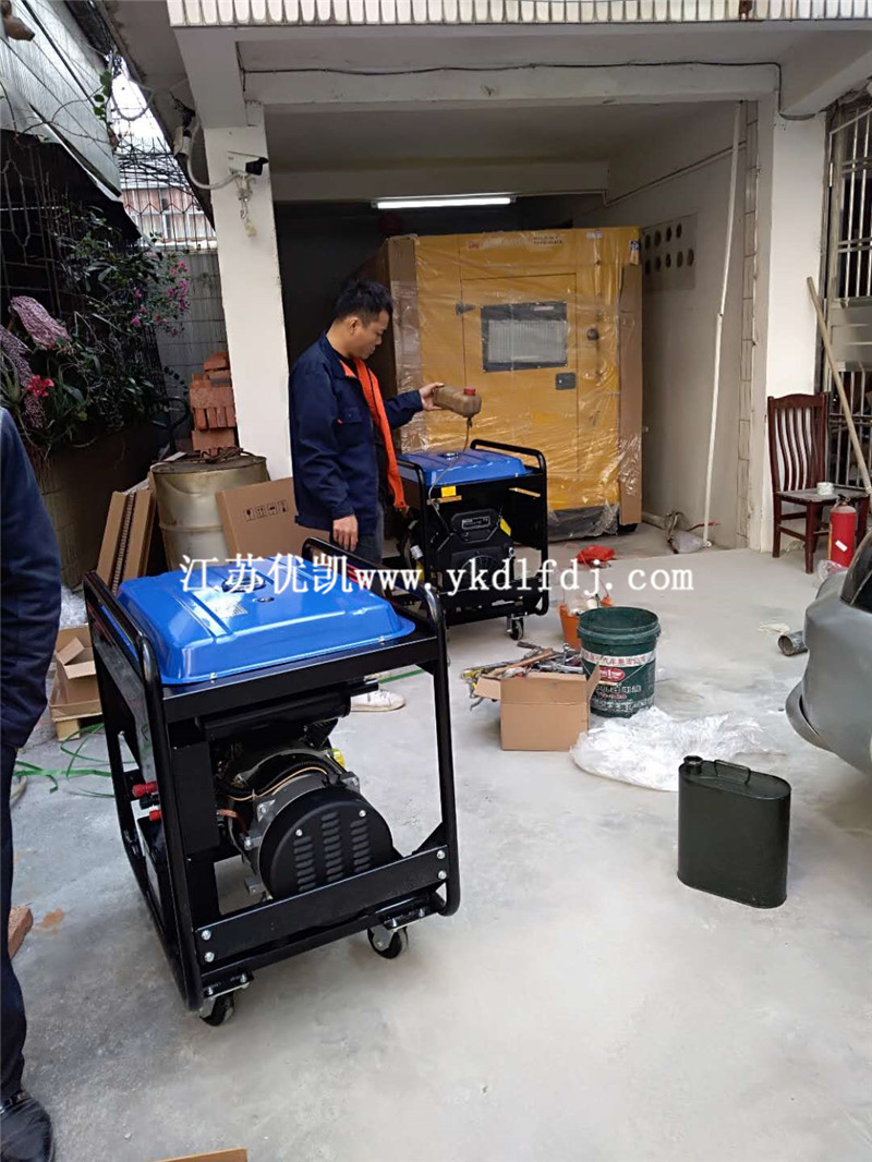 2020年10月21日，美國科勒2臺 玉柴發(fā)電機(jī)組靜音型200KW交付廣西農(nóng)業(yè)銀行使用