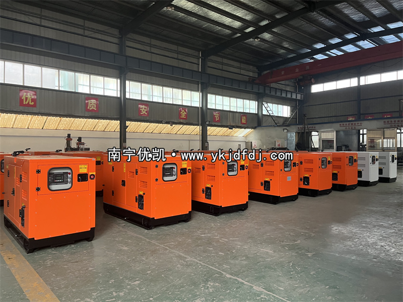 2023年11月14日，多臺(tái)靜音柴油發(fā)電機(jī)組發(fā)往國(guó)外