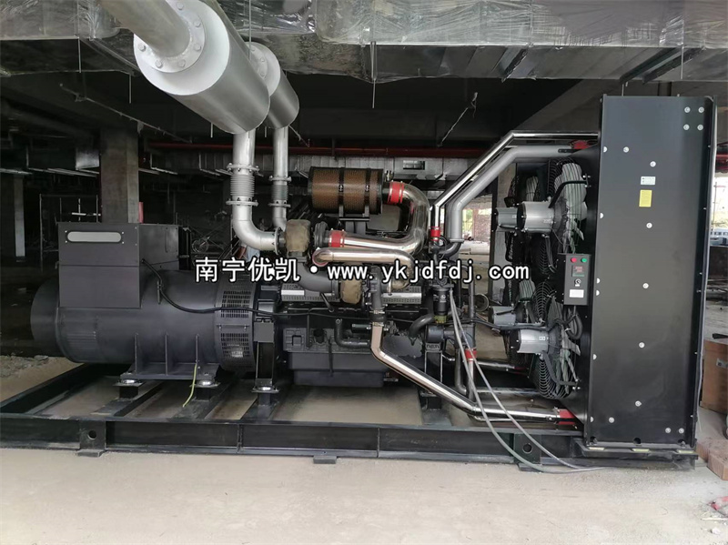 2024年7月15日，崇左項目1200KW凱普柴油發(fā)電機(jī)組到貨安裝