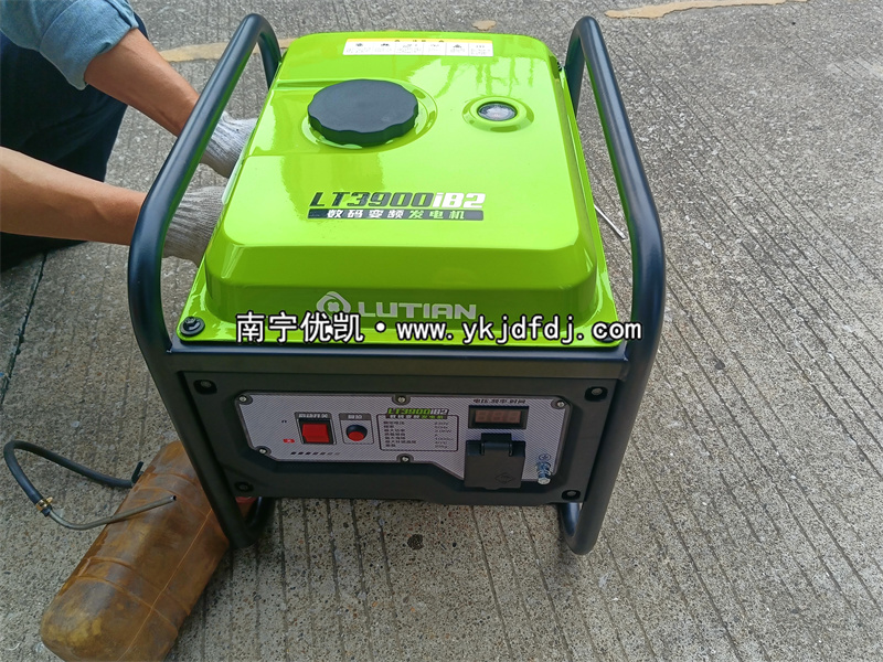 2024年11月4日，3kw汽油變頻發(fā)電機(jī)試機(jī)發(fā)貨南寧周邊